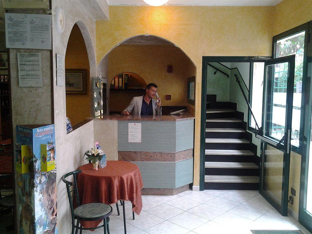 Hotel Lady Susanna Varazze Exteriér fotografie